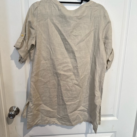 Ellen Tracy Light Tan linen blouse - Picture 3 of 3